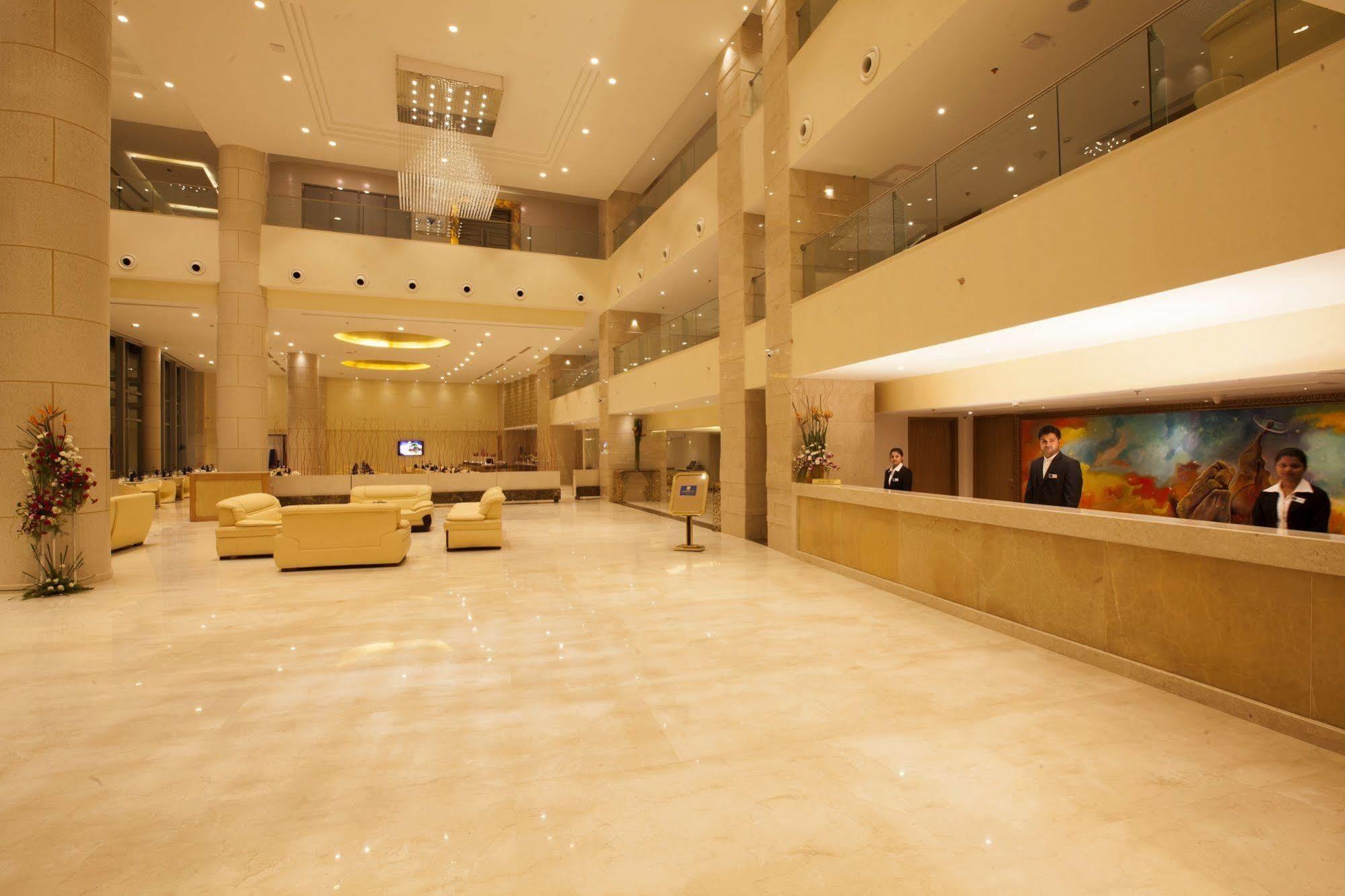 United 21 The Grand