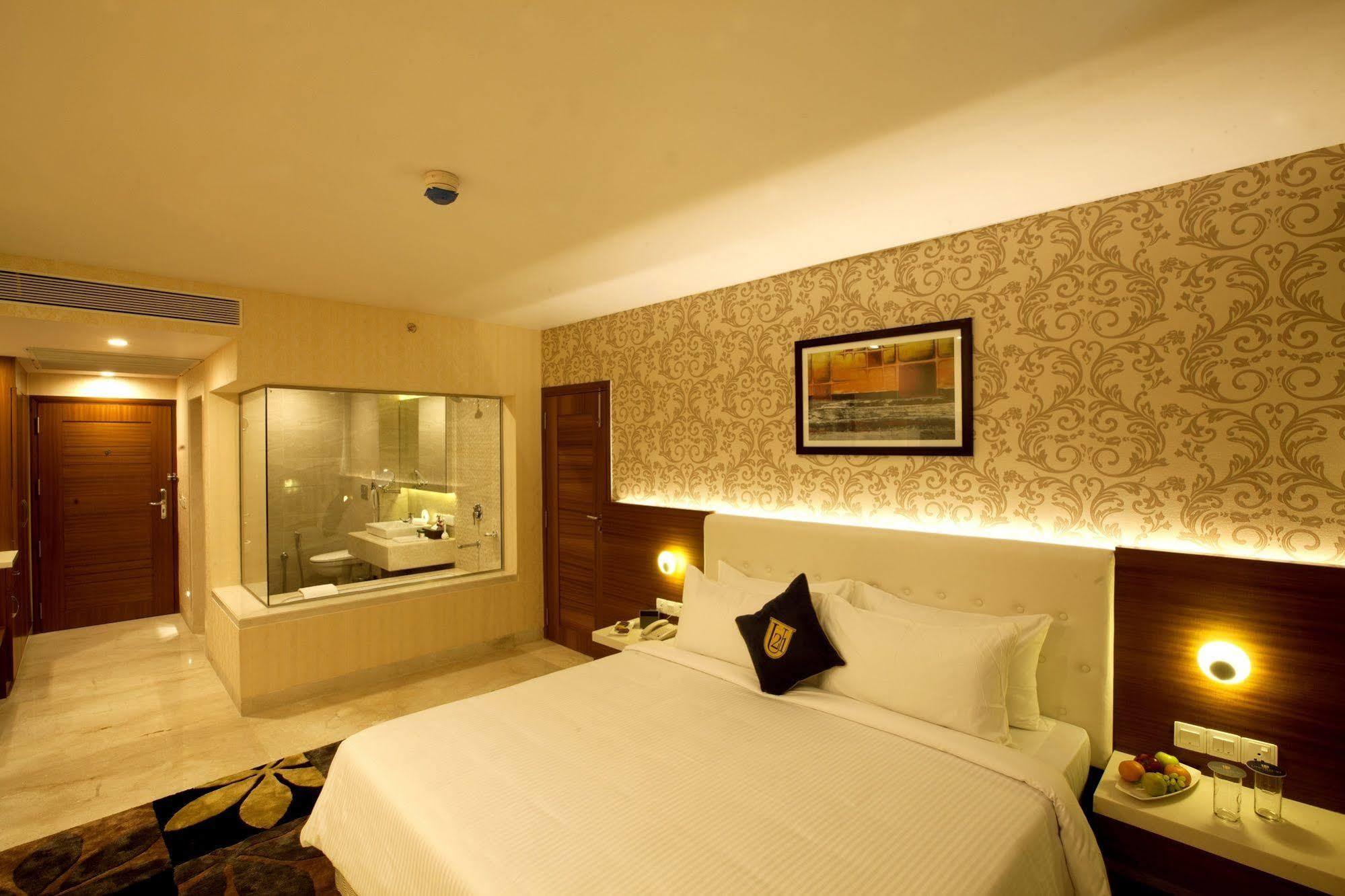 United 21 The Grand Pune